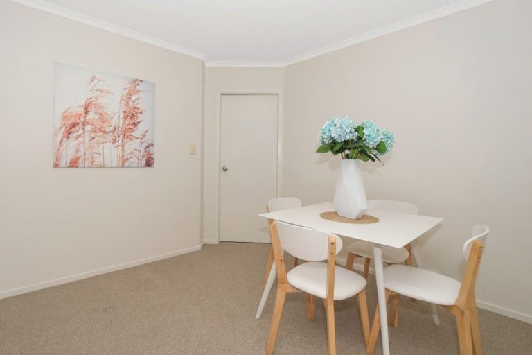 Photo of property in 16/100 Millers Road, Brookfield, Tauranga, 3110