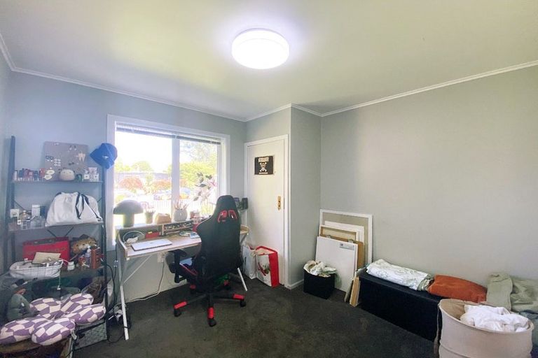 Photo of property in 12 Paulette Place, Queenwood, Hamilton, 3210