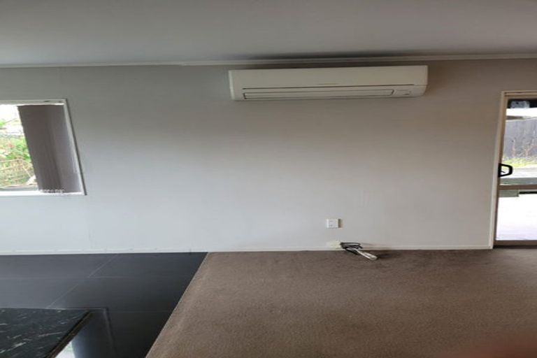 Photo of property in 1/39 Seabrook Avenue, New Lynn, Auckland, 0600