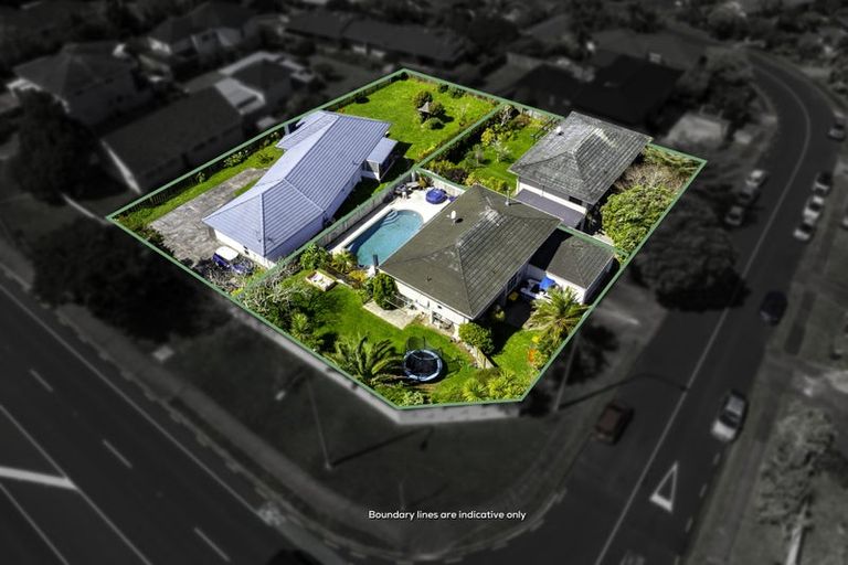 Photo of property in 373 East Coast Road, Mairangi Bay, Auckland, 0630