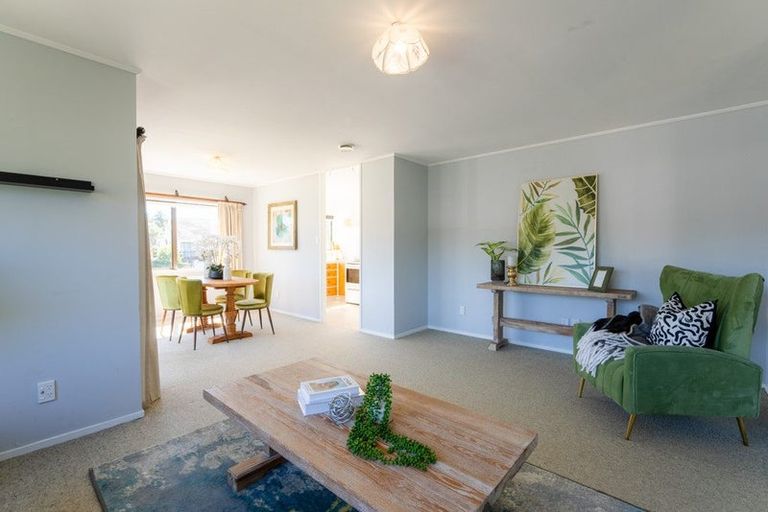 Photo of property in 71 Moore Street, Hillcrest, Auckland, 0627