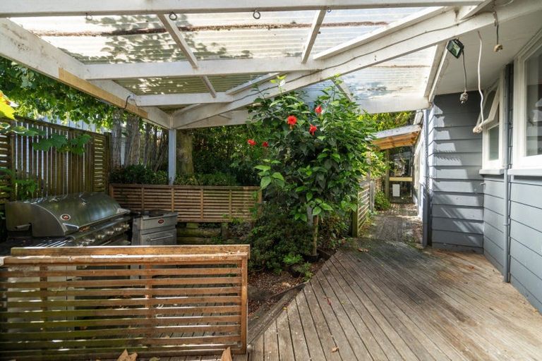 Photo of property in 35 Woodford Avenue, Brookfield, Tauranga, 3110