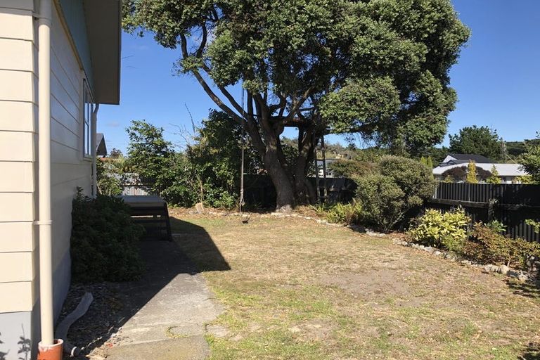 Photo of property in 12 Mountainview Terrace, Otaki Beach, Otaki, 5512