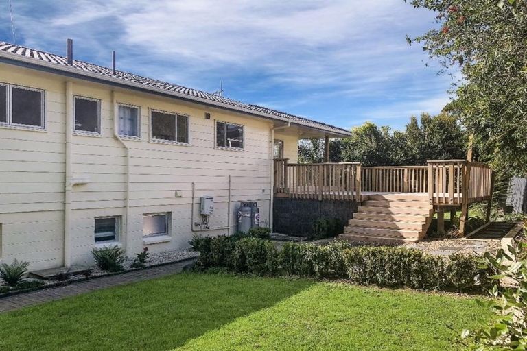 Photo of property in 11 Hague Place, Birkenhead, Auckland, 0626