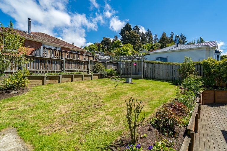 Photo of property in 128 Glen Road, The Glen, Dunedin, 9011