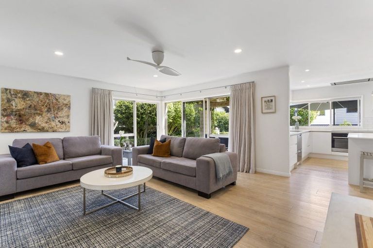 Photo of property in 16 Omana Heights Drive, Maraetai, Auckland, 2018