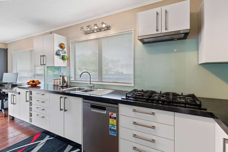 Photo of property in 52 Treadwell Street, Springvale, Whanganui, 4501