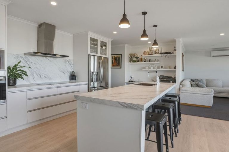 Photo of property in 36 Mcneil Street, Balclutha, 9230