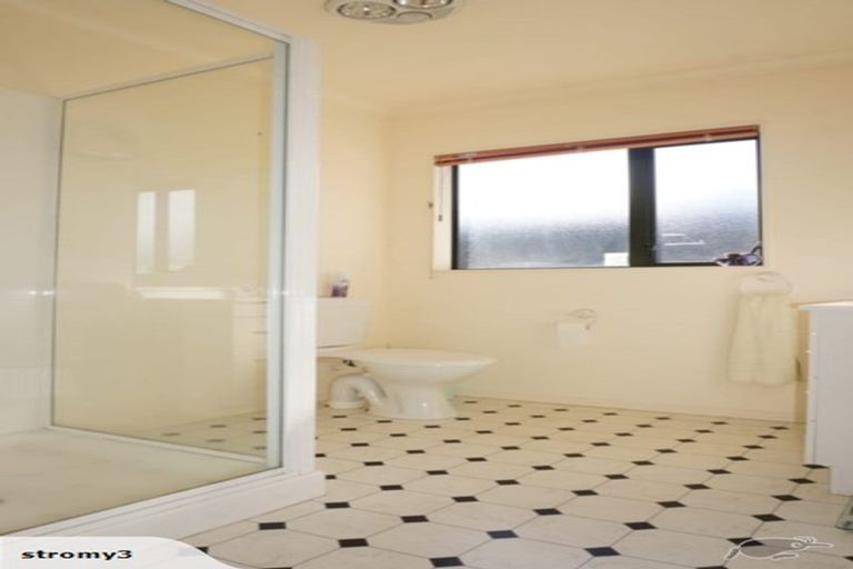 Photo of property in Redwood Village, 39/42 Main Road, Tawa, Wellington, 5028