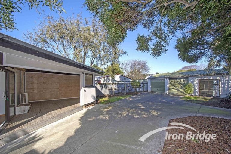 Photo of property in 12 Pinewood Avenue, North New Brighton, Christchurch, 8083
