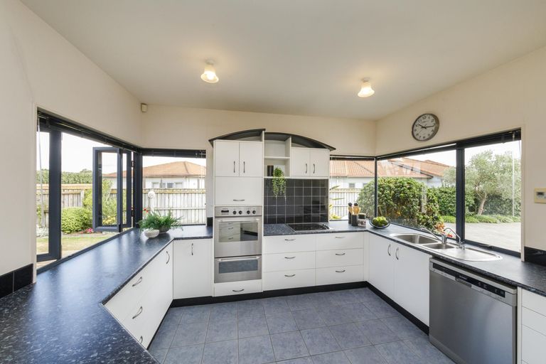 Photo of property in 21 Washington Parade, Milson, Palmerston North, 4414