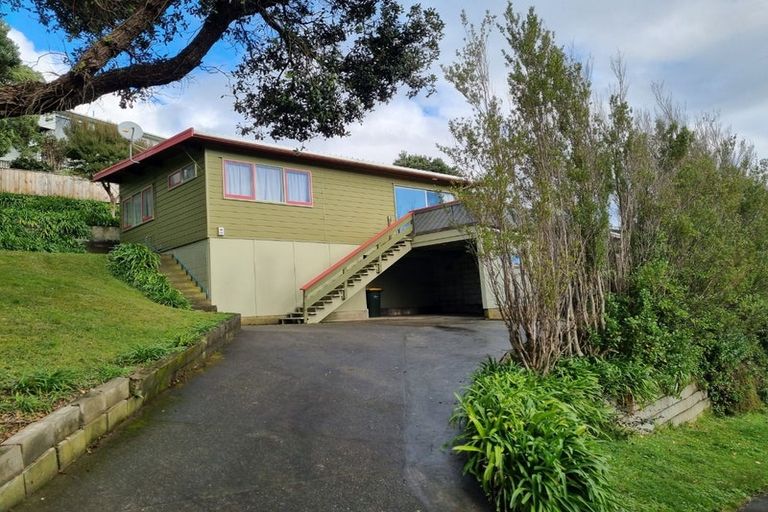 Photo of property in 7 Brora Crescent, Papakowhai, Porirua, 5024