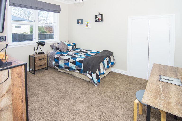 Photo of property in 12 Tararua Street, Masterton, 5810