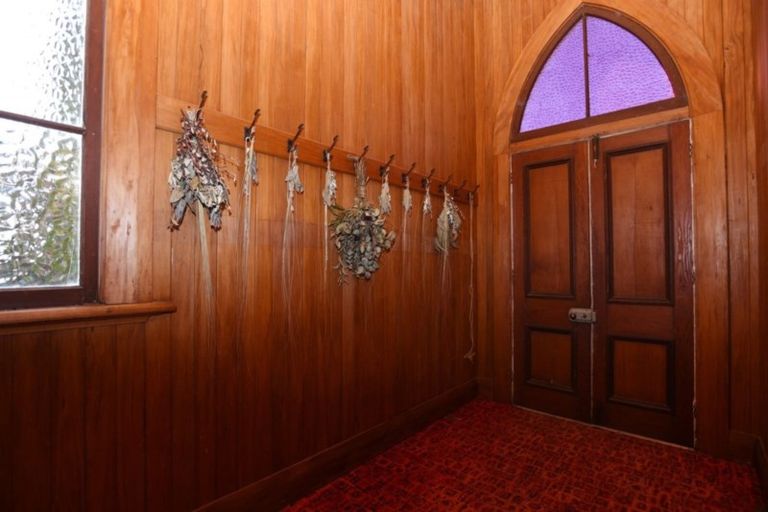 Photo of property in 24 Beaufort Street, Limehills, Winton, 9782