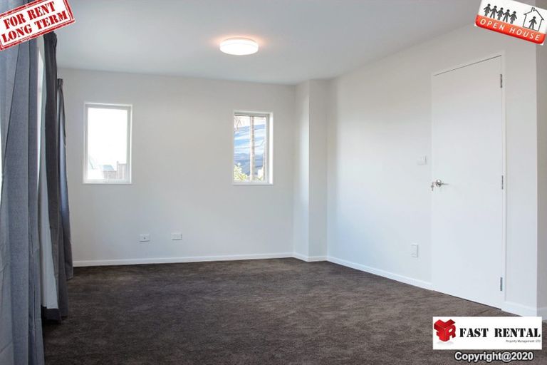 Photo of property in 52 Corricvale Way, Northcross, Auckland, 0630