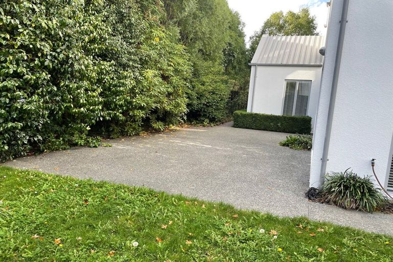 Photo of property in 18 Bryndwr Road, Fendalton, Christchurch, 8052
