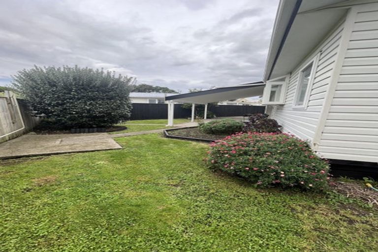 Photo of property in 40 Linwood Drive, Paraparaumu, 5032