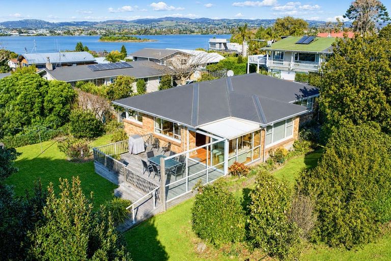 Photo of property in 31 Hillcrest Road, Otumoetai, Tauranga, 3110
