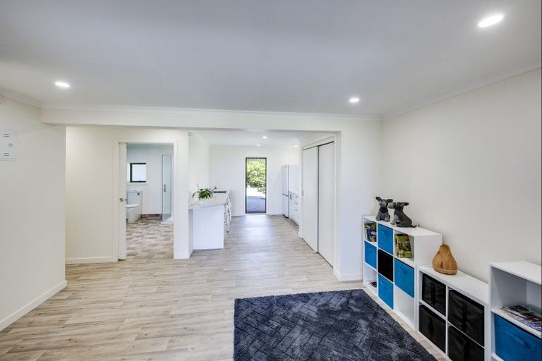 Photo of property in 63 Le Quesne Road, Bay View, Napier, 4104