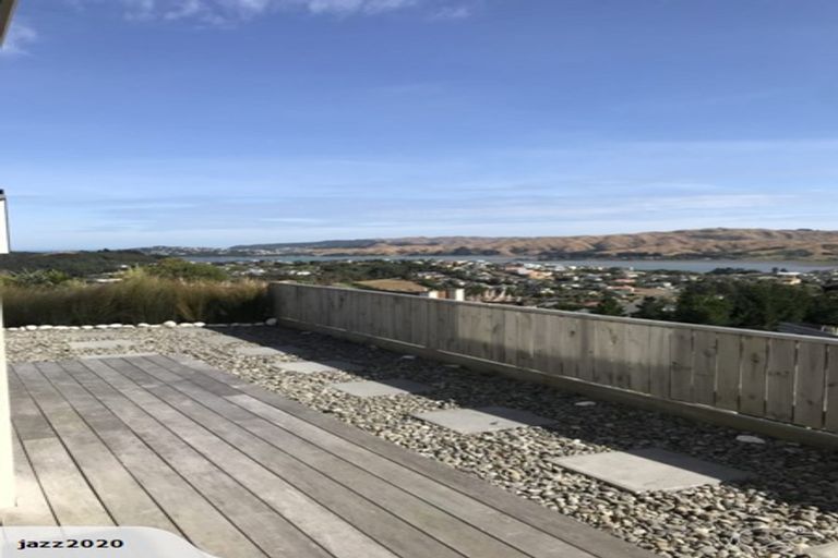 Photo of property in 129 Endeavour Drive, Whitby, Porirua, 5024