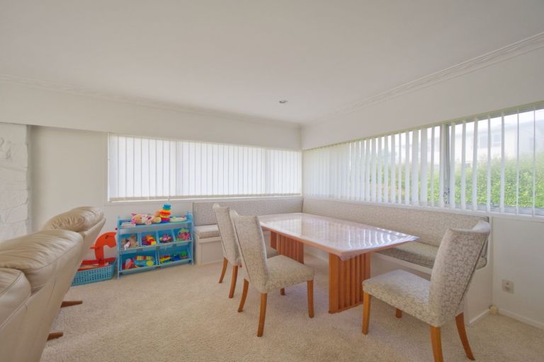 Photo of property in 1/7 Willis Street, Torbay, Auckland, 0630