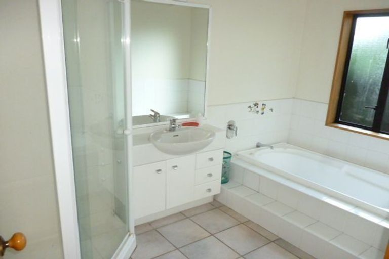 Photo of property in 8 Parkstone Avenue, Ilam, Christchurch, 8041