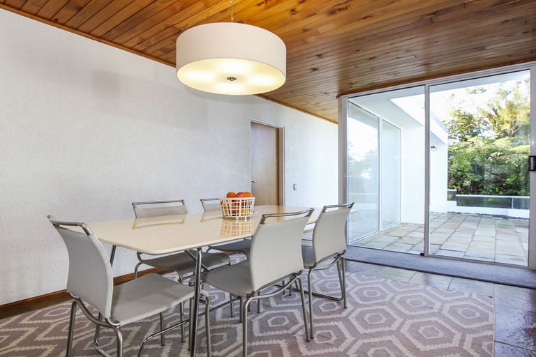 Photo of property in 47 Waima Crescent, Titirangi, Auckland, 0604