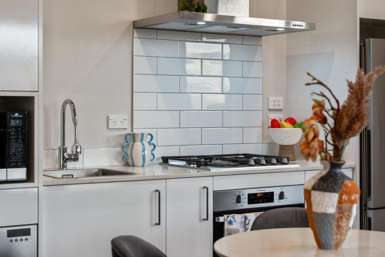 Photo of property in 24 Pukewhero Rise, Westgate, Auckland, 0614