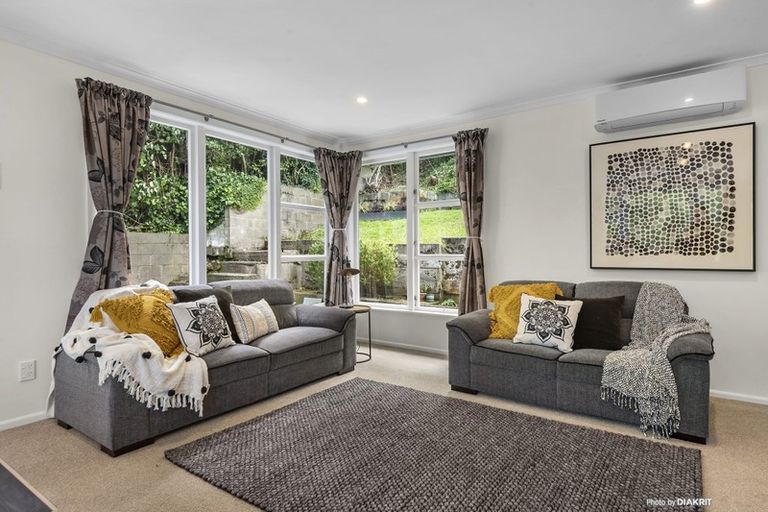 Photo of property in 4 Nepal Place, Khandallah, Wellington, 6035