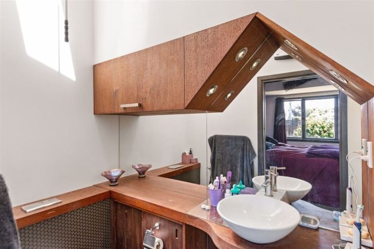 Photo of property in 104 Huxley Street, Sydenham, Christchurch, 8023