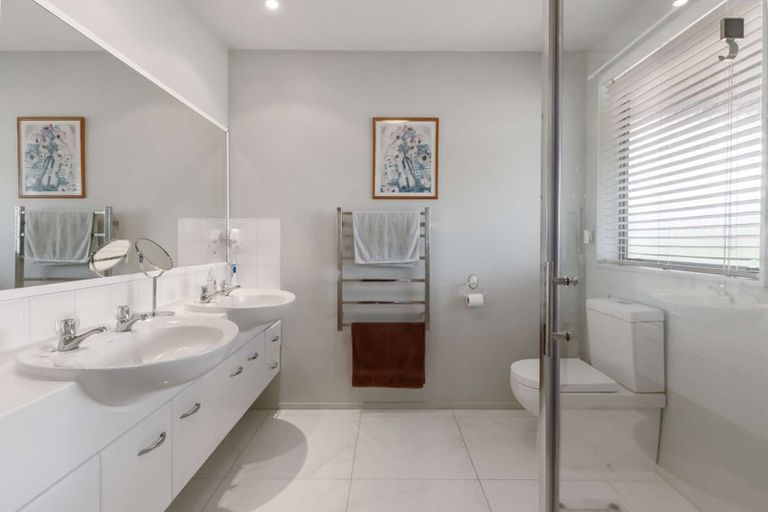 Photo of property in 18 Friesian Place, Grandview Heights, Hamilton, 3200