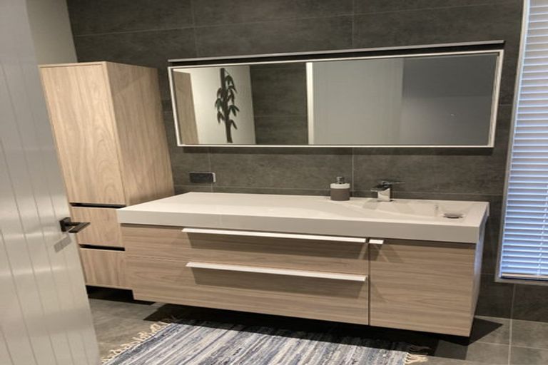 Photo of property in 23 Mountain View Drive, Wanaka, 9382