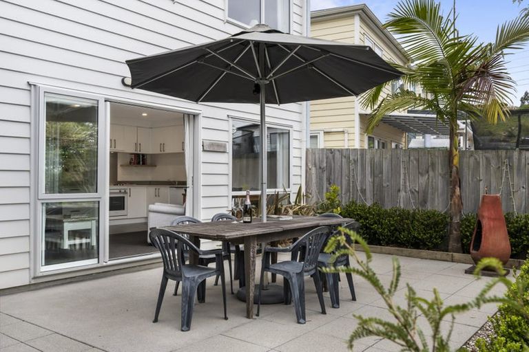 Photo of property in 122 Joseph Street, Flat Bush, Auckland, 2019