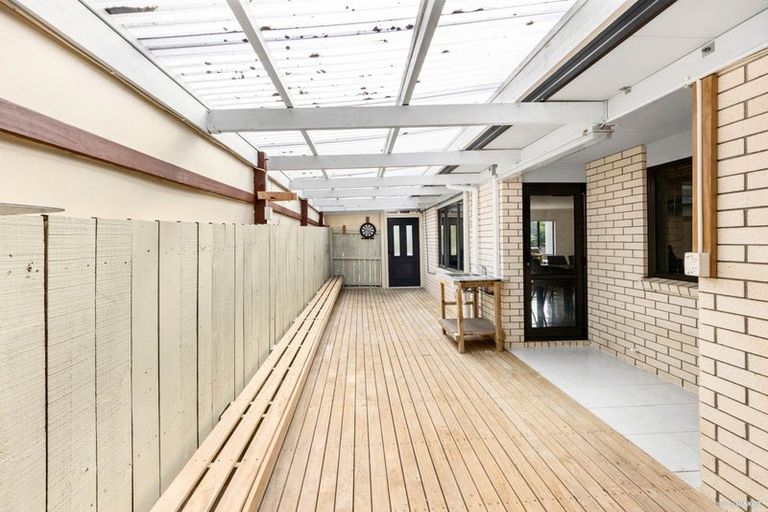 Photo of property in 29a Newington Road, Henderson, Auckland, 0612