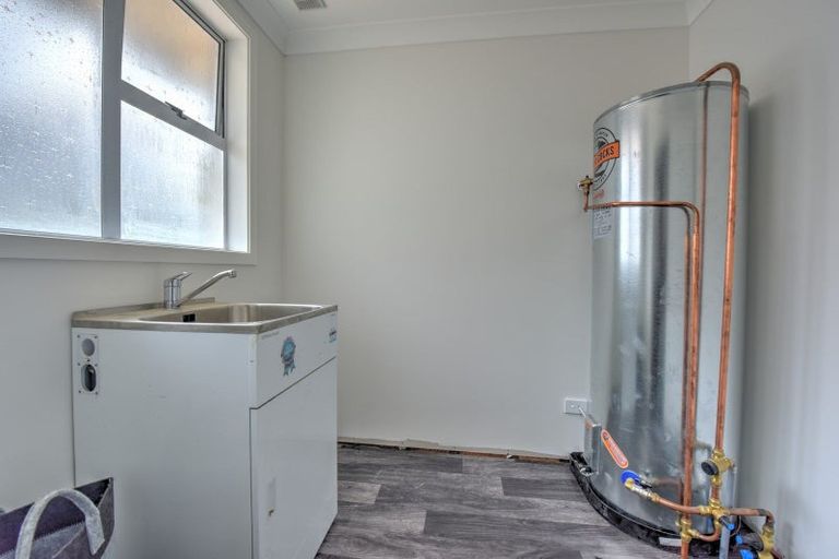 Photo of property in 14a Howard Street, Gore, 9710