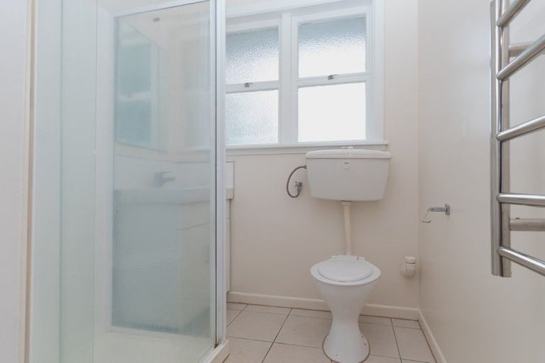 Photo of property in 2/123 Selwyn Street, Onehunga, Auckland, 1061