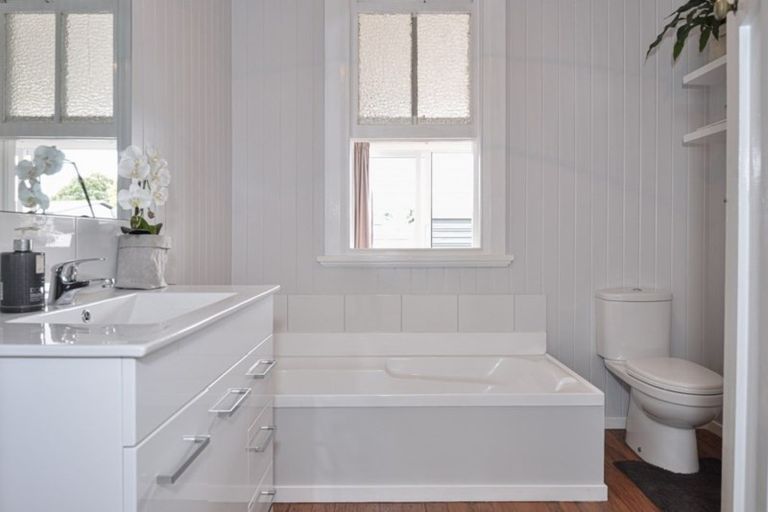 Photo of property in 115 Main Road, Makaraka, Gisborne, 4010