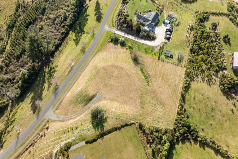 Photo of property in 51 Westmere Drive, Tasman, Upper Moutere, 7173