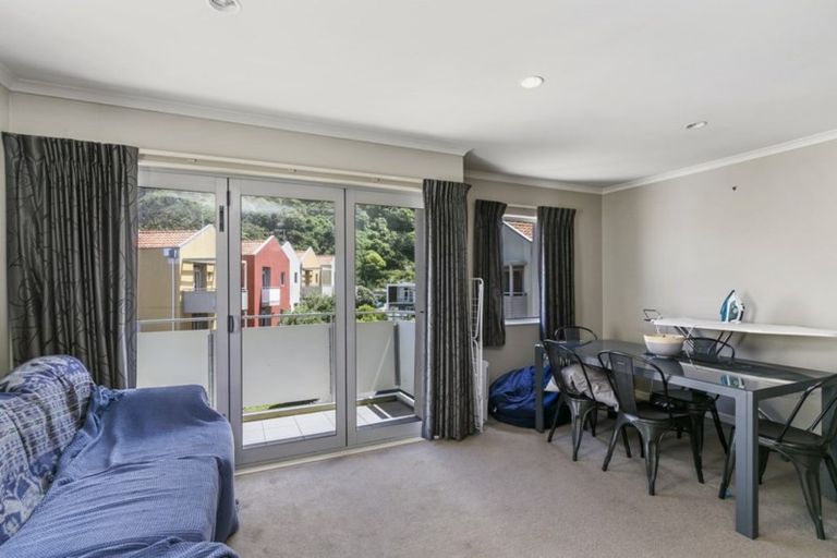 Photo of property in Marrakech Cafe, 39/305 Evans Bay Parade, Hataitai, Wellington, 6021