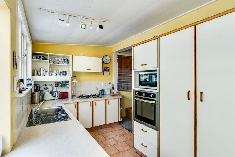 Photo of property in 21 Hornsey Road, Bluff Hill, Napier, 4110