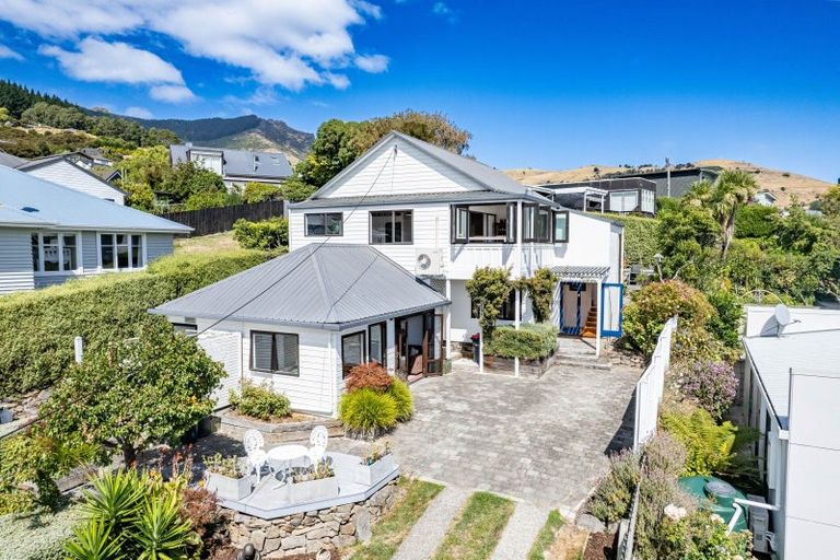 Photo of property in 17 Penlington Place, Akaroa, 7520