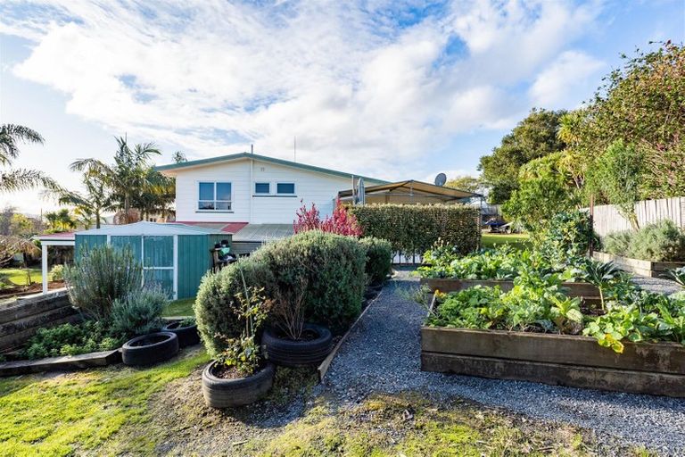 Photo of property in 4 Ross Street, Onerahi, Whangarei, 0110
