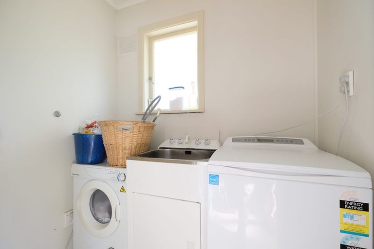 Photo of property in 12 Nield Road, Manurewa, Auckland, 2102