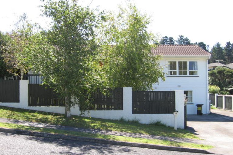 Photo of property in 58 Langana Avenue, Browns Bay, Auckland, 0630