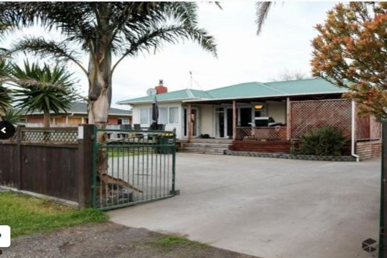 Photo of property in 74 King Street, Waiuku, 2123