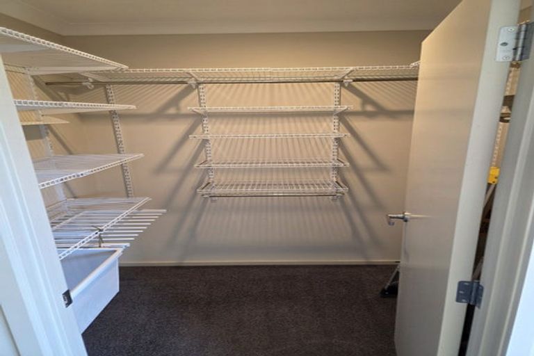 Photo of property in 6 Manganui Place, Te Awa, Napier, 4110