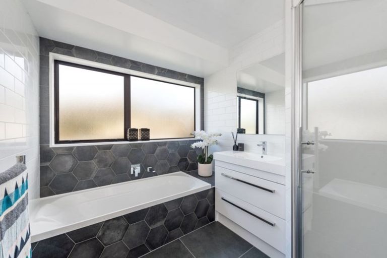 Photo of property in 77 Discovery Drive, Flagstaff, Hamilton, 3210