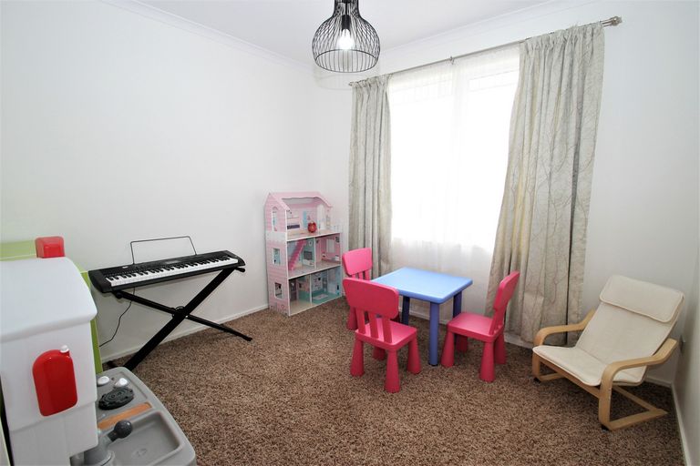Photo of property in 23 Showgate Crescent, Mosgiel, 9024
