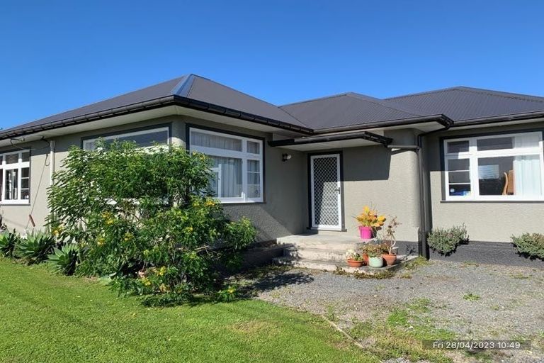 Photo of property in 19 Bowen Street, Levin, 5510