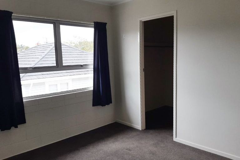 Photo of property in 2/5 Second Avenue, Avenues, Whangarei, 0110